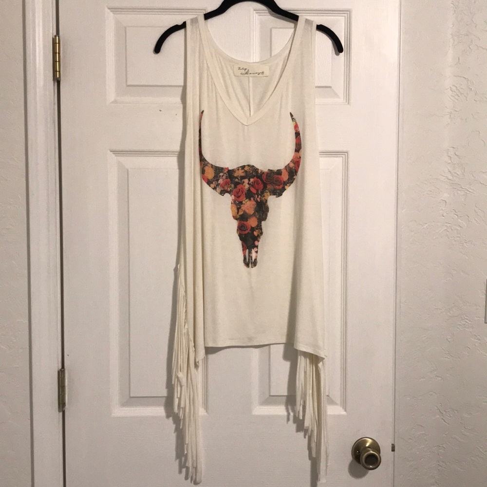 Ivory Fringe tank with Floral Steer